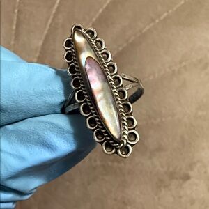 Elegant Sterling Silver 925 Mother of  Pearl Ring size 6.5